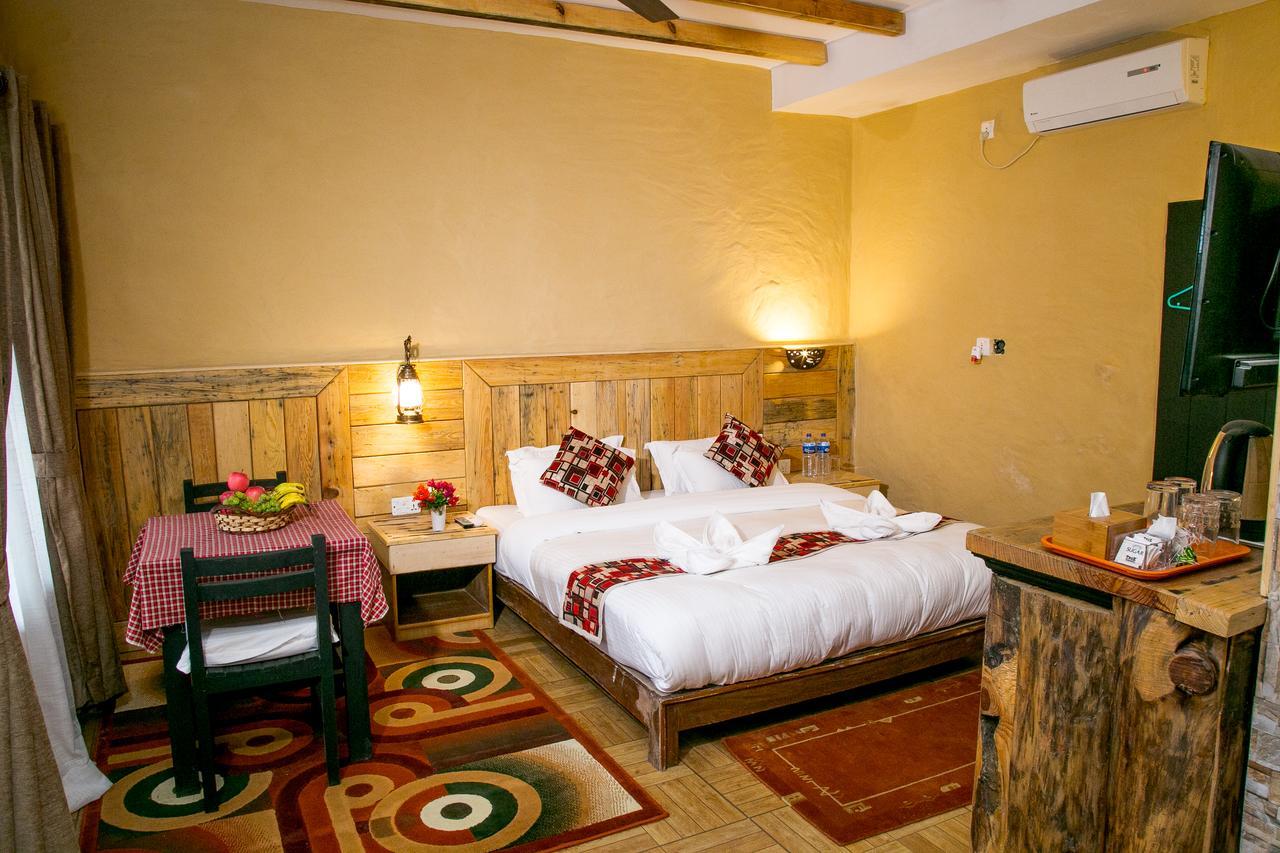 Hotel Tourist Residency Pokhara Zewnętrze zdjęcie