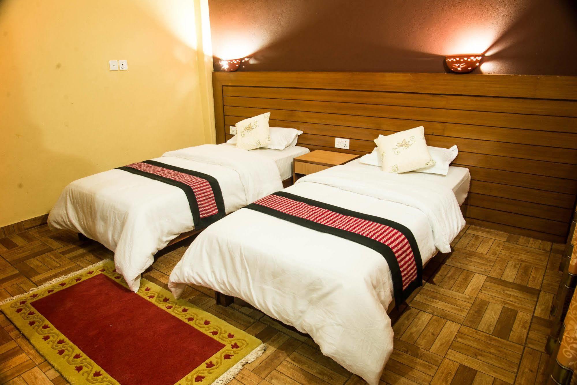 Hotel Tourist Residency Pokhara Zewnętrze zdjęcie