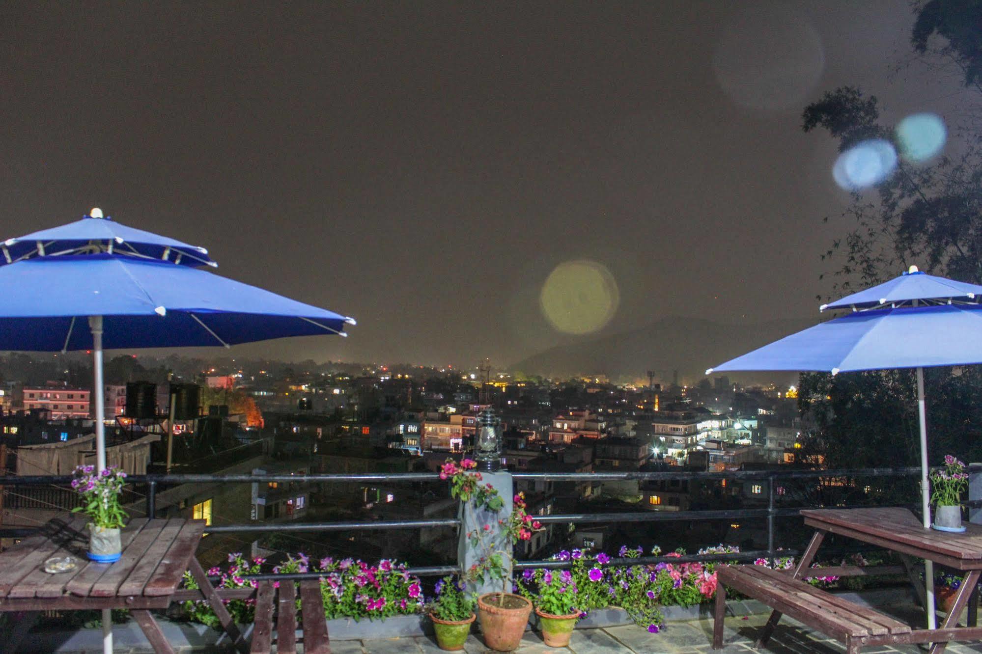 Hotel Tourist Residency Pokhara Zewnętrze zdjęcie